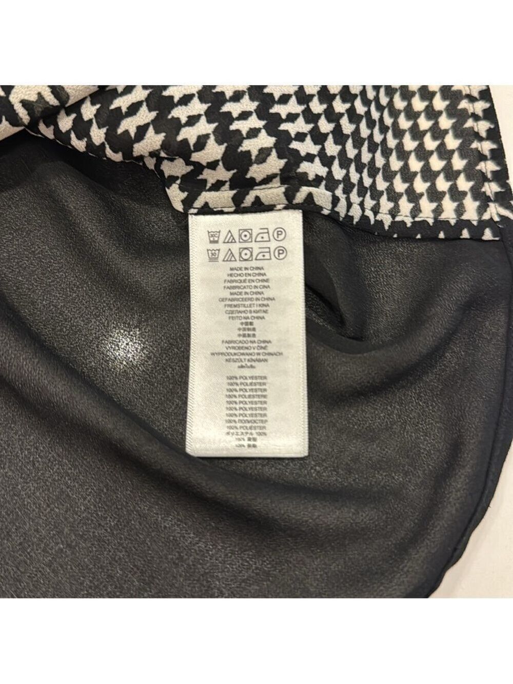 Michael Kors Black White Houndstooth Top - Picture 3 of 4